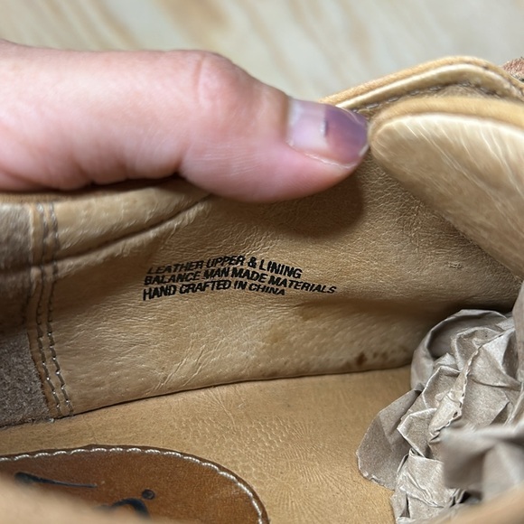 Women's Born Leather Lace-Up Shoes - Casual Everyday Style | Preloved size 7 - Picture 9 of 9